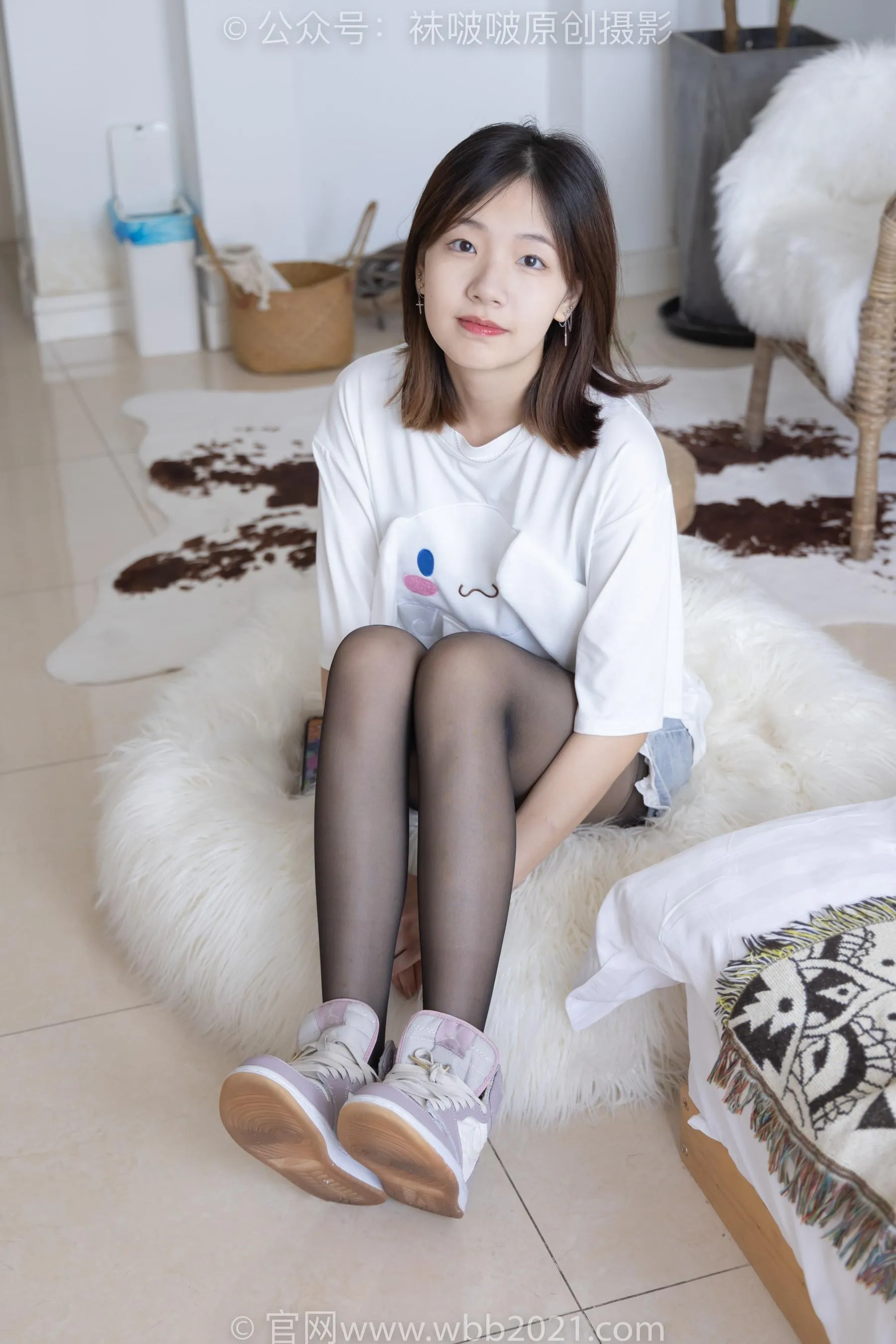 [BoBoSocks袜啵啵]NO.233 小甜豆-板鞋、黑丝 [89P]插图9